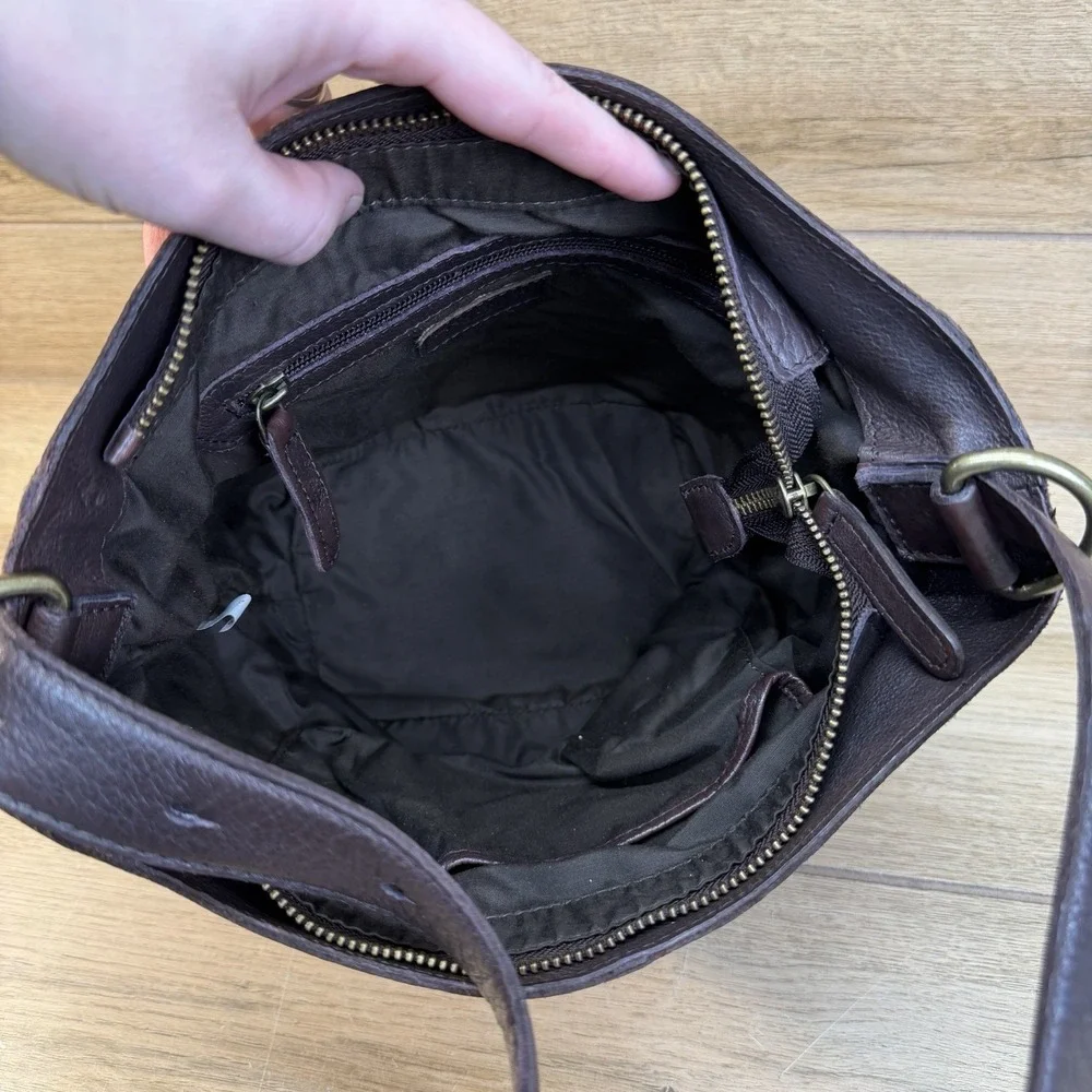 Vilenca Holland Leather Shoulder Bag‎ Chocolate Brown Studded Slouchy Hobo EUC